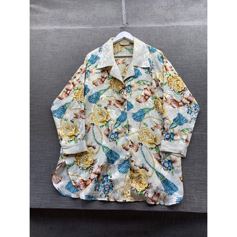 Victoria's Secret Pajama Top Women Petite Small Multi Floral Button Up Sleepwear
